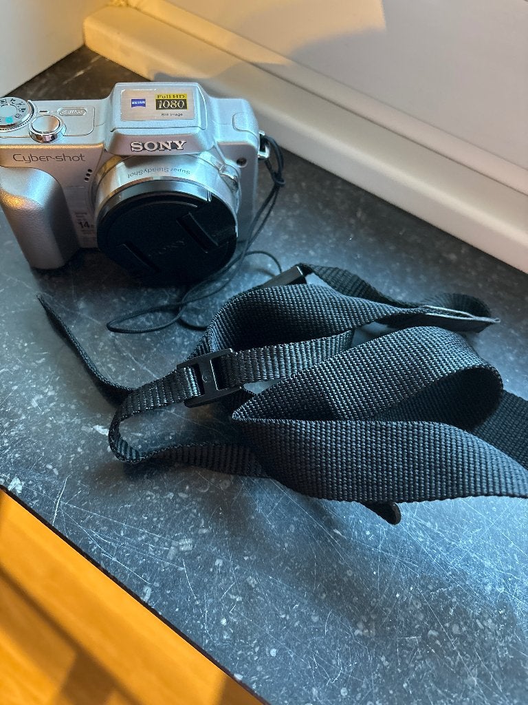 sony cyber-shot DSC-H3, Gebruikt, Sony, Cameratas, 8 keer of meer