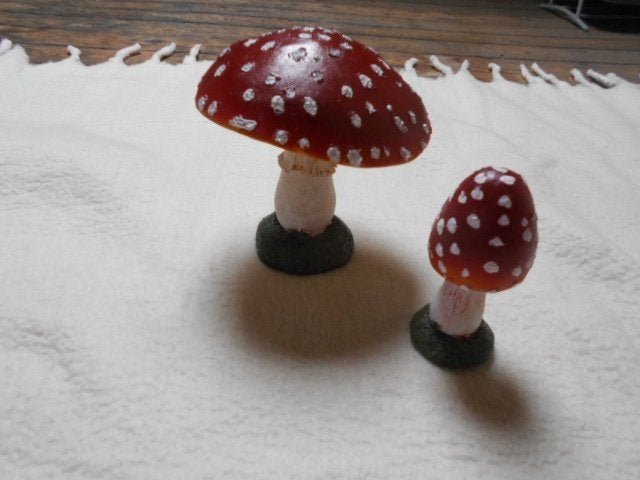 2 nouveaux champignons - Fly Agarics, Enlèvement ou Envoi, Neuf