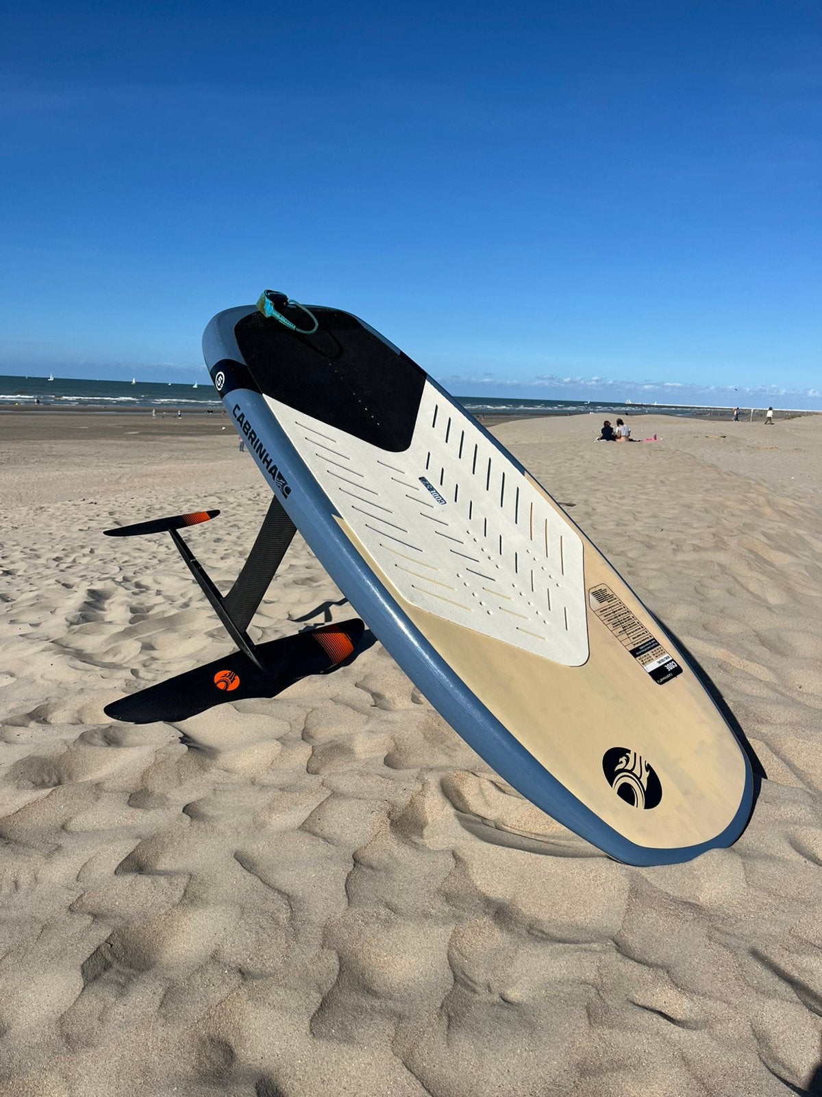 Cabrinha Code88L wingfoilboard+FullCarbonX-Series1200cm Foil, Sports nautiques & Bateaux, Aile de surf, Enlèvement, Comme neuf