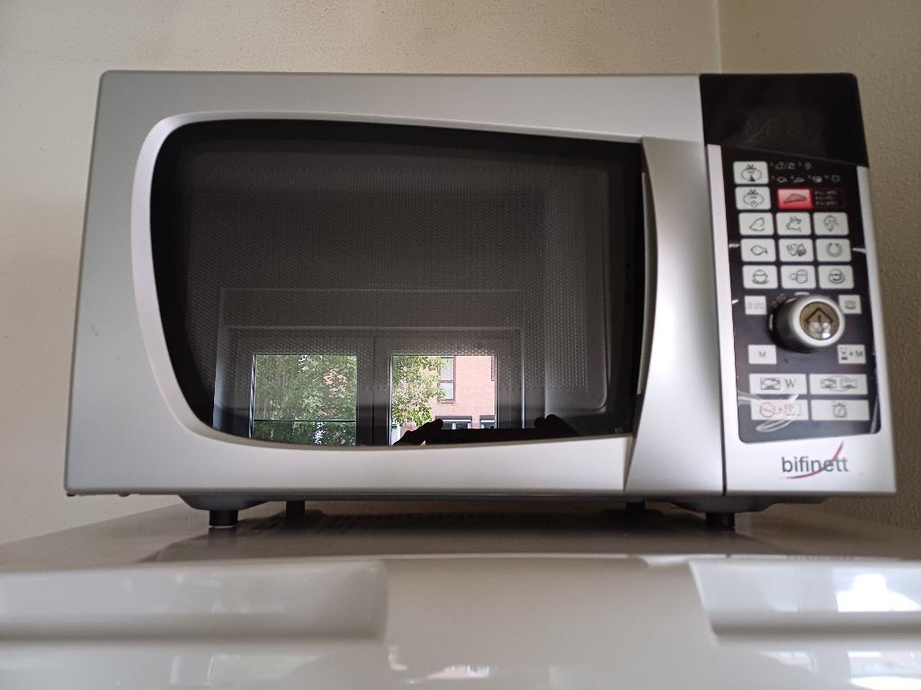 Combi microgolfoven, Electroménager, Micro-ondes, Croustillant, Comme neuf, Enlèvement, Micro-ondes