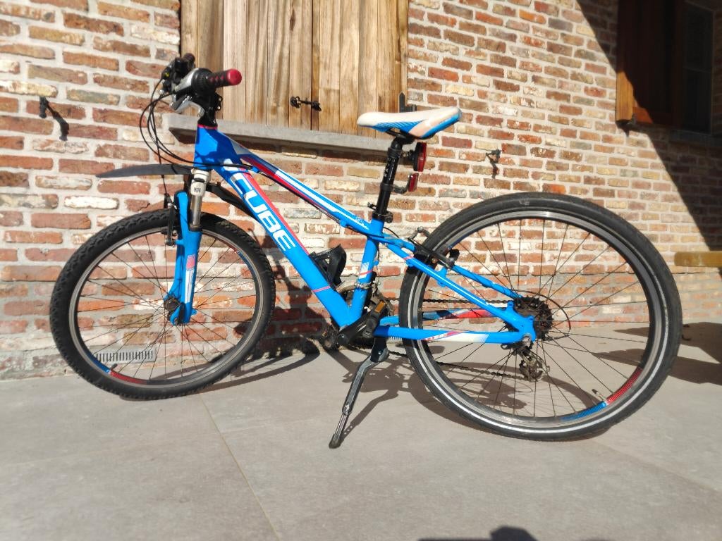 Mooie blauw rode Cube 24 inch MTB – In goede staat!, Fietsen en Brommers, Ophalen, Velgrem, Versnellingen, Gebruikt
