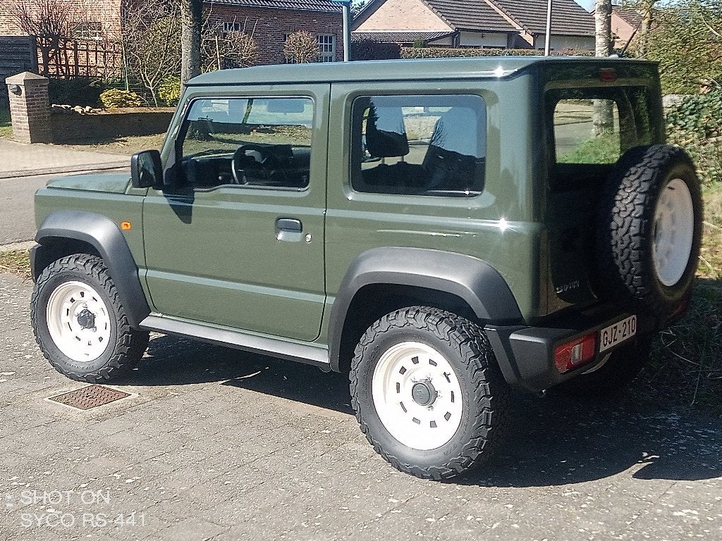 Suzuki Jimny, Stof, Zwart, Handgeschakeld, Vierwielaandrijving