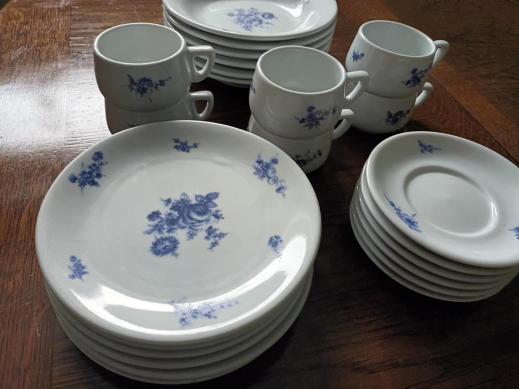 Porselein servies, Huis en Inrichting, Ophalen, Porselein, Bord(en)