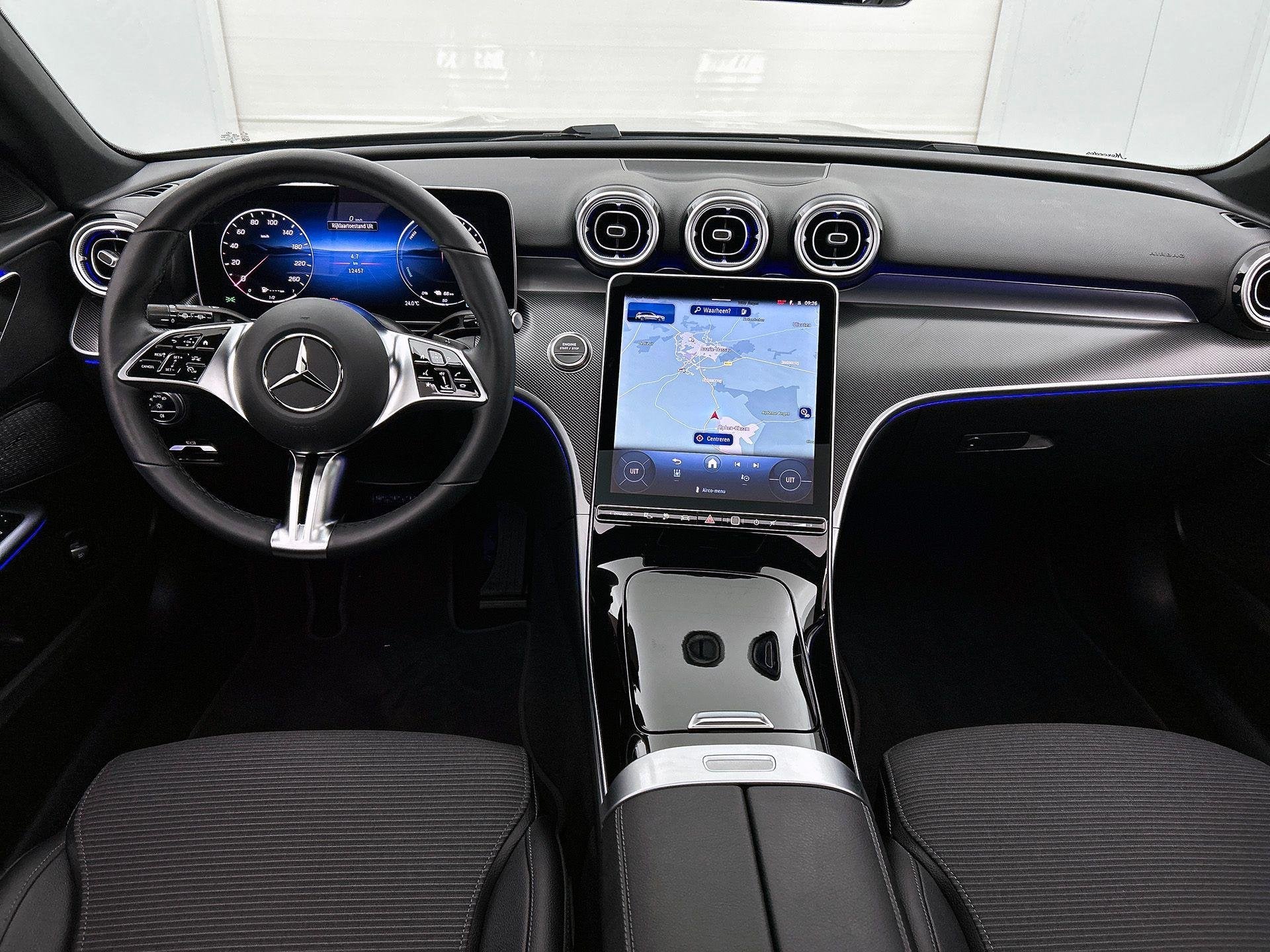 Mercedes-Benz C-Klasse 300 de break Luxury Line Panoramisch, Autos, 1800 kg, Entreprise, Hybride Électrique/Diesel, Automatique