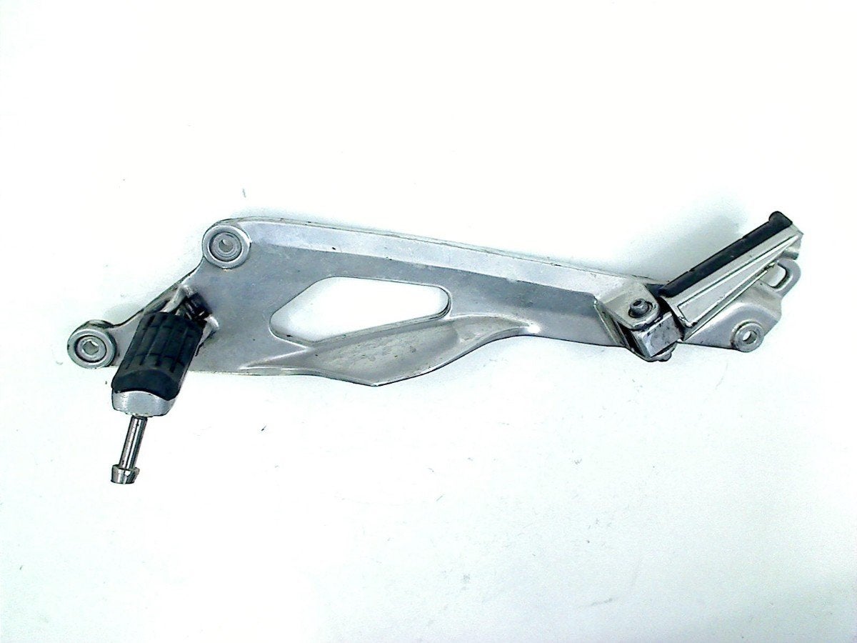 SCHETSPLAAT LINKS VOOR Yamaha TDM 900 (5PS-27442-00-00), Dhr. S. di Majo, Gebruikt, Info@cama-motorparts.nl, P.J. Troelstraweg 8 8
3144 CX  MAASSLUIS, NL
