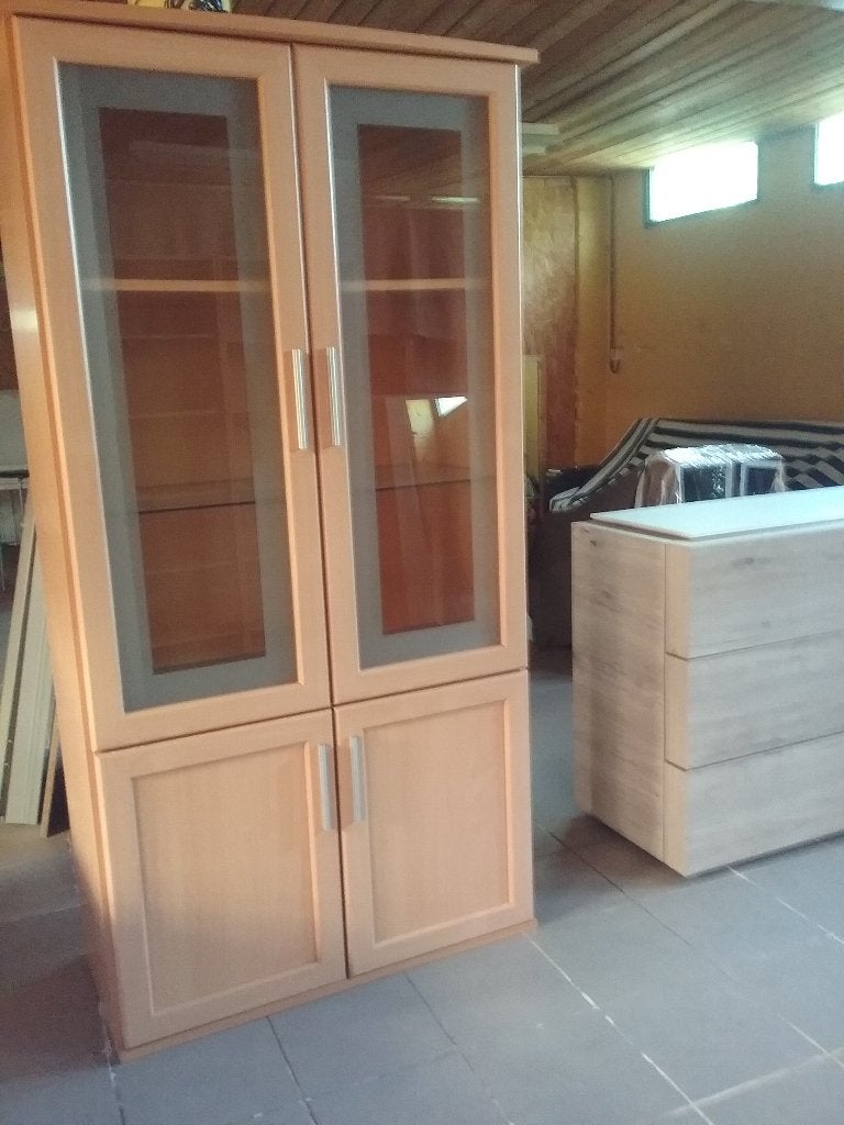 Vìtrinekast, Huis en Inrichting, Ophalen, Glas, 50 tot 100 cm, Zo goed als nieuw