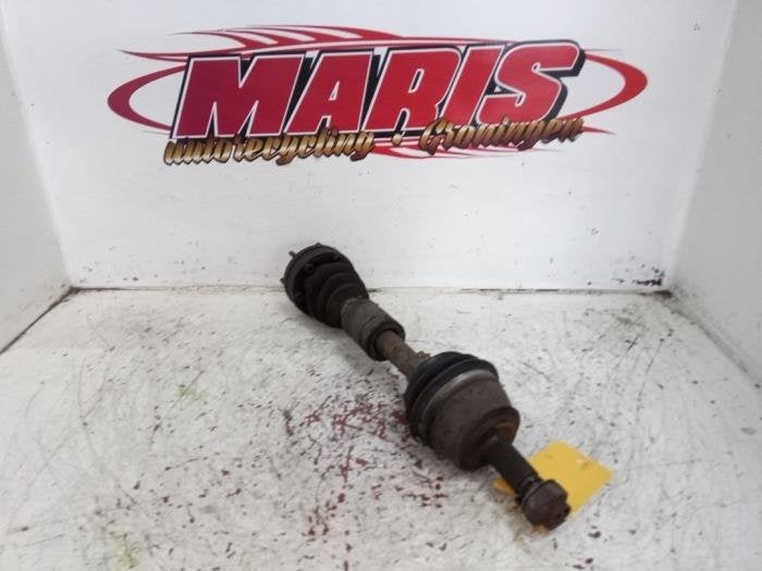 Arbre de transmission avant gauche d'un Alfa Romeo 156, -, -, 3 mois de garantie, Utilisé