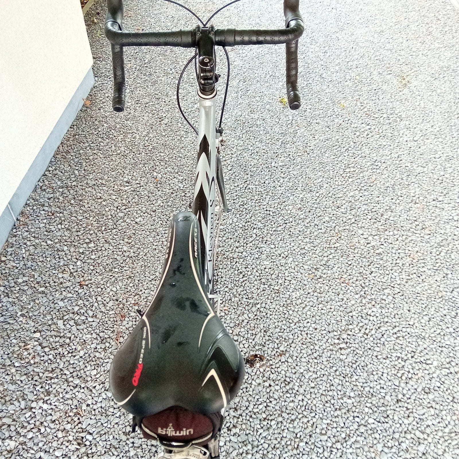 koersfiets  zilvergrijs/zwart, Sport en Fitness, Fitnessmaterialen, Ophalen
