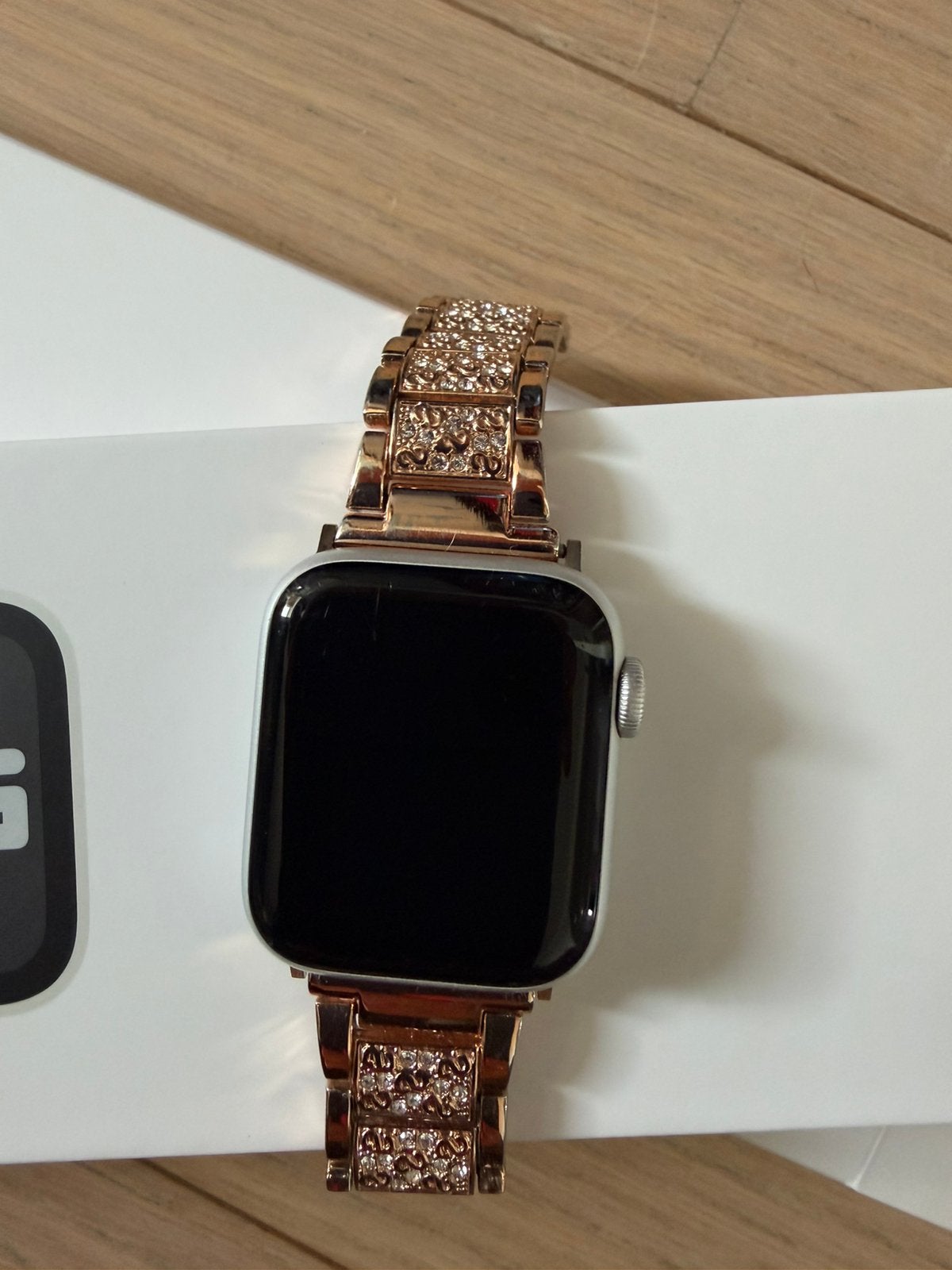 Apple iWatch SE (2nd gen) 40mm silver grijs, Bijoux, Sacs & Beauté, Montres connectées, Enlèvement ou Envoi, Comme neuf, Argent