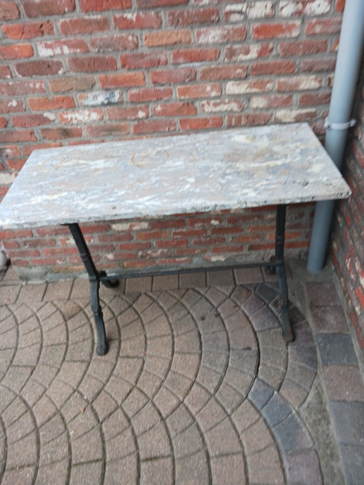 antiek gietijzeren tafel met marmerenblad, Tuin en Terras, Ophalen