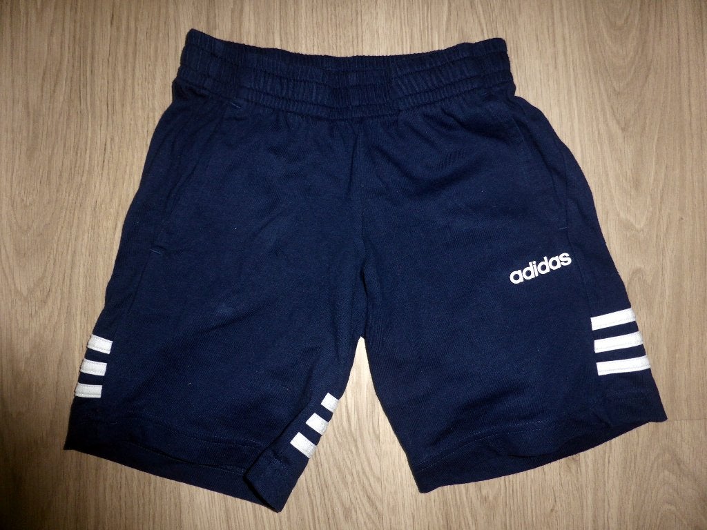 Blauwe short 128 Adidas, Adidas, Gebruikt, Sport- of Zwemkleding, Ophalen of Verzenden