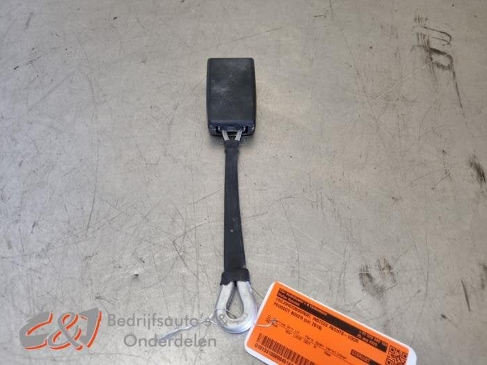 Insertion ceinture de sécurité avant droite d'un Peugeot B, -, 3 mois de garantie, Utilisé, -