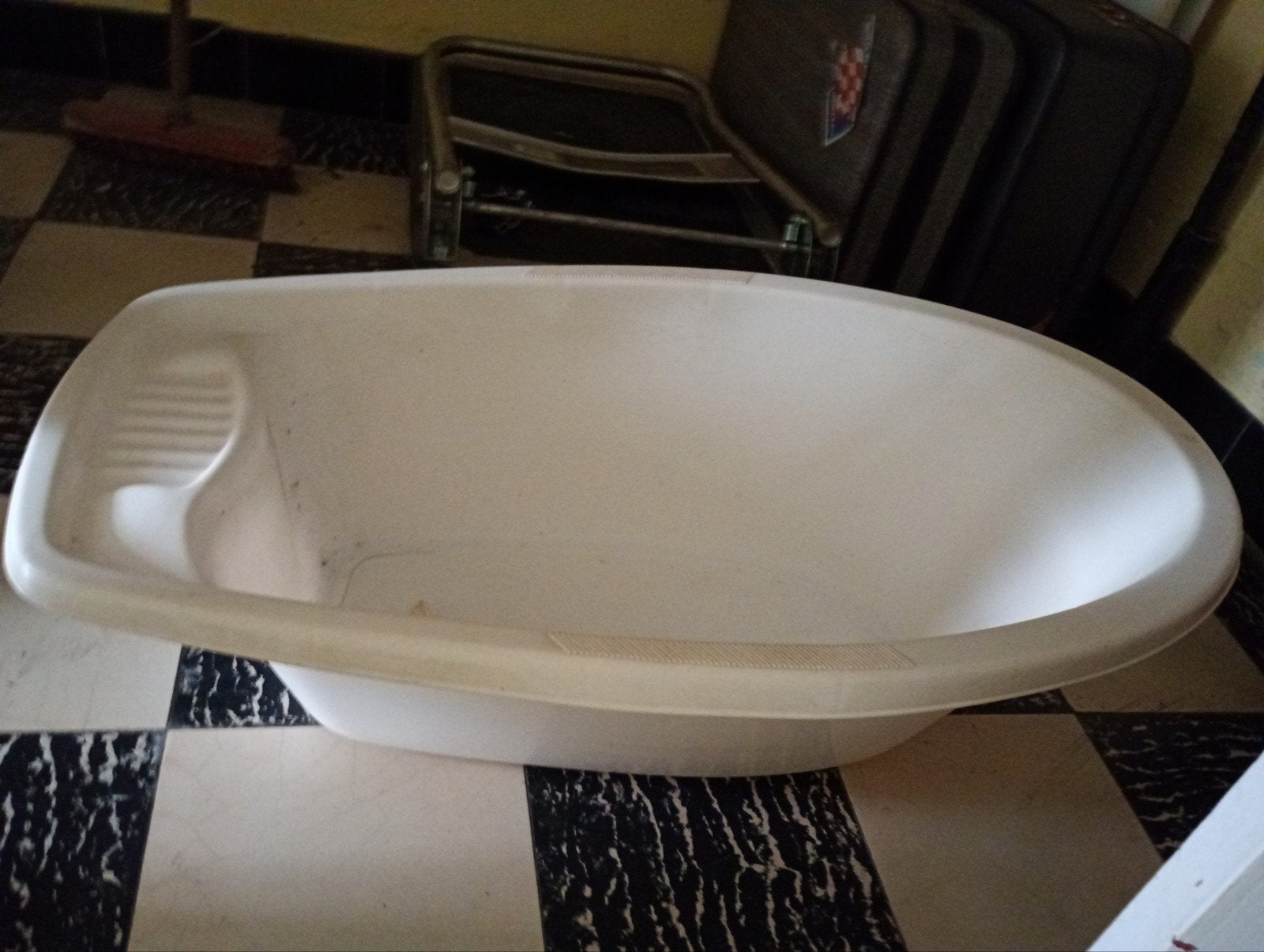 Baignoire pour bébé, Enlèvement