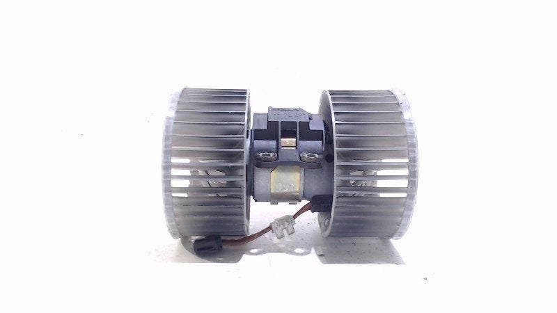 Kachel ventilator motor BMW 3 serie, Auto-onderdelen, Onderdelen@venauto.nl, Van der Ven Autorecycling B.V., Gebruikt, Ettenseweg 76, 4706 PB Roosendaal, The Netherlands