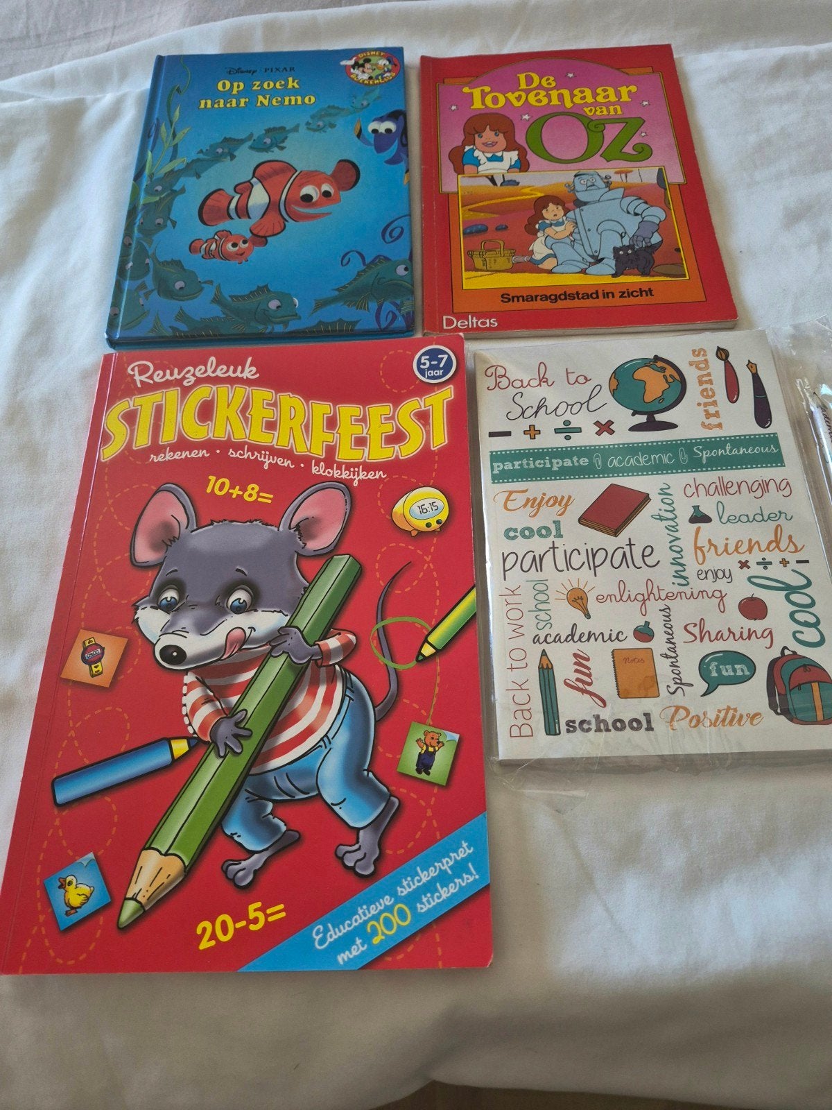 pakket kinderboeken, stickerboek en agenda, Ophalen