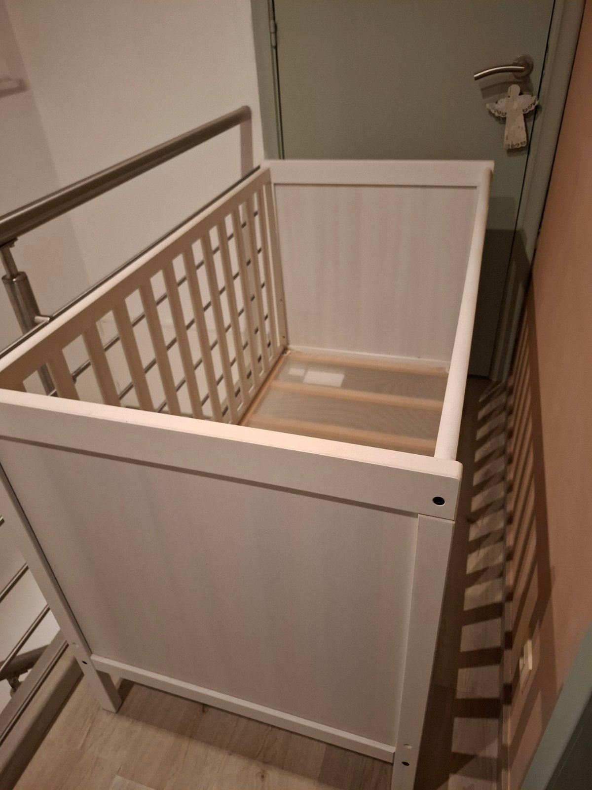 Babybedje Ikea, Ophalen