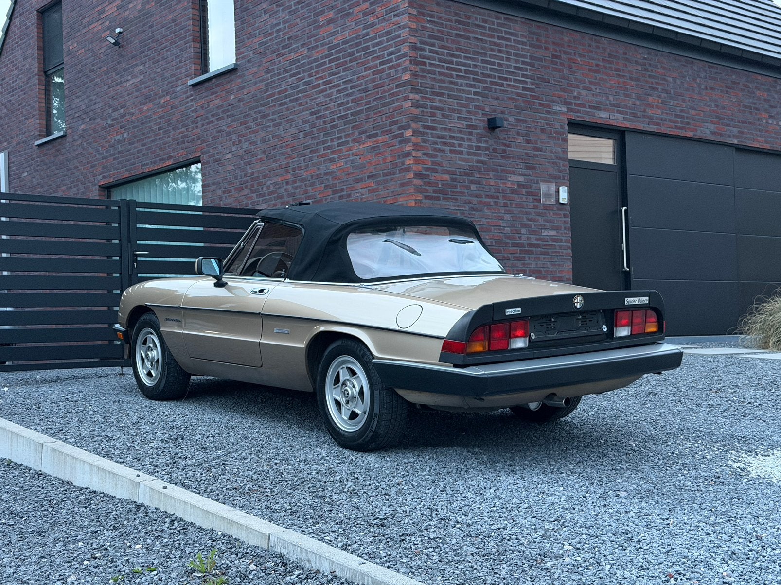 Alfa Romeo Spider 2.0 benzine, 1986 bouwjaar, 34.000 km, foto 8
