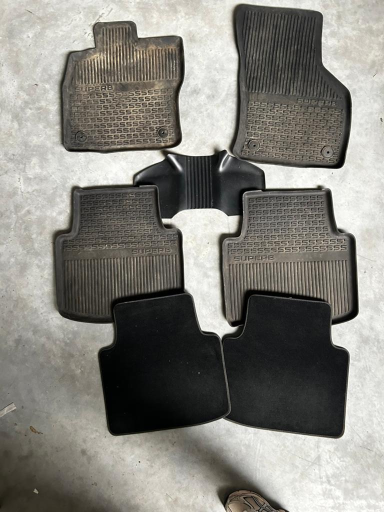 Skoda superb III automatten, Auto diversen, Automatten, Ophalen, Gebruikt