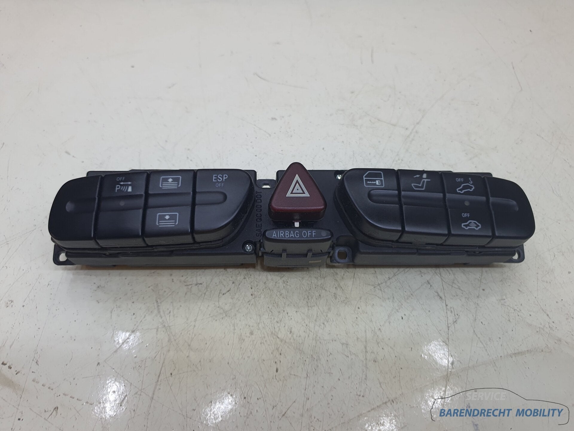 Mercedes CLK W209 A209 C209 knoppenbalk dashboard A203821655, Autos : Pièces & Accessoires, Mercedes-Benz AG, Mercedes-Benz, Utilisé