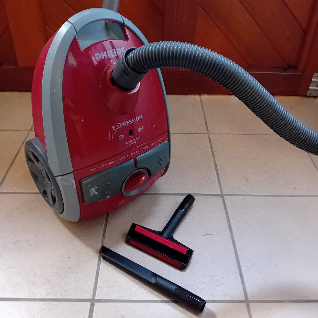 stofzuiger Philips, Elektronische apparatuur, Stofzuigers, Gebruikt, Philips, 1600 tot 2000 watt, Sledestofzuiger