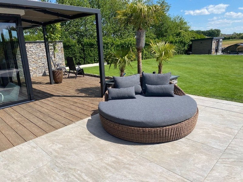 ronde design kingsize ligbedden nu 1499 euro, Tuin en Terras, Verzenden, Nieuw