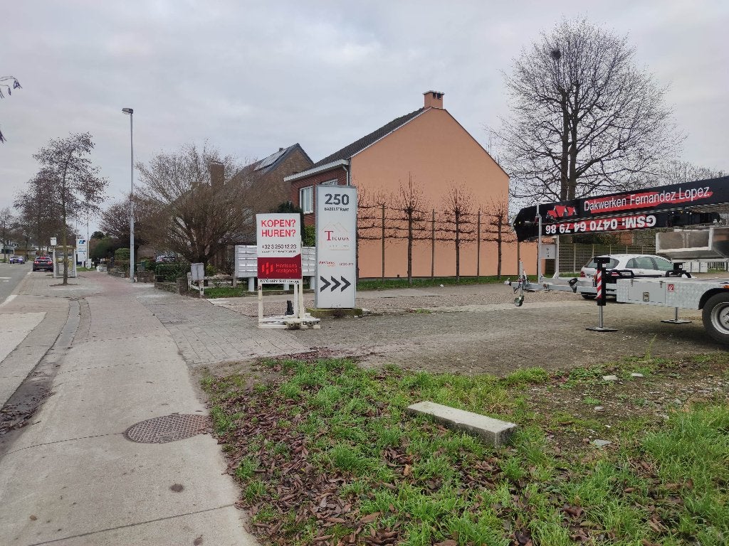 Opslag / Garage / Werkplaats, Ophalen, Zo goed als nieuw