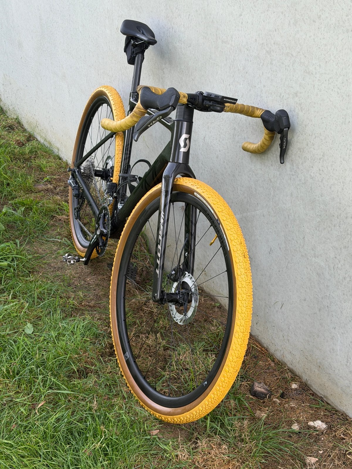 Scott Addict Gravel 15 Carbon, GRX Di2, Carbon wielen, 2026, 28 inch, Carbon, Heren, 49 tot 53 cm