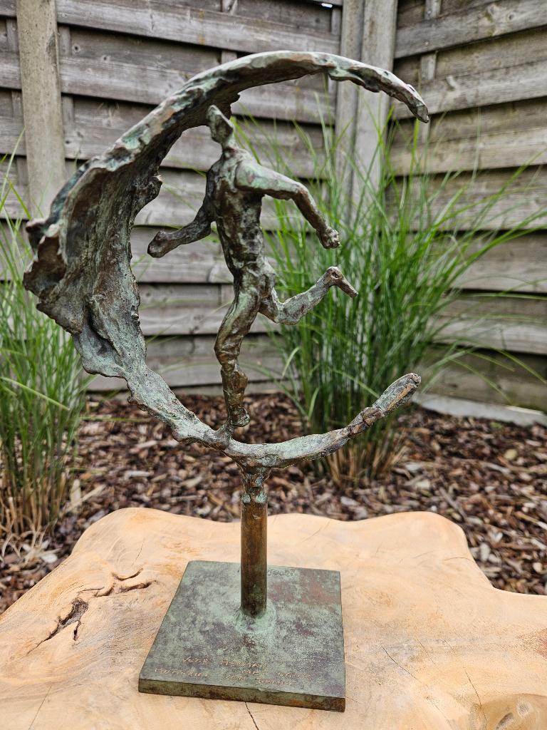 Desmarets Jan, loper in brons, ook beelden gevraagd aub!!!, Antiek en Kunst, Handgemaakt, Ophalen of Verzenden, Brons, 20 - 50 cm