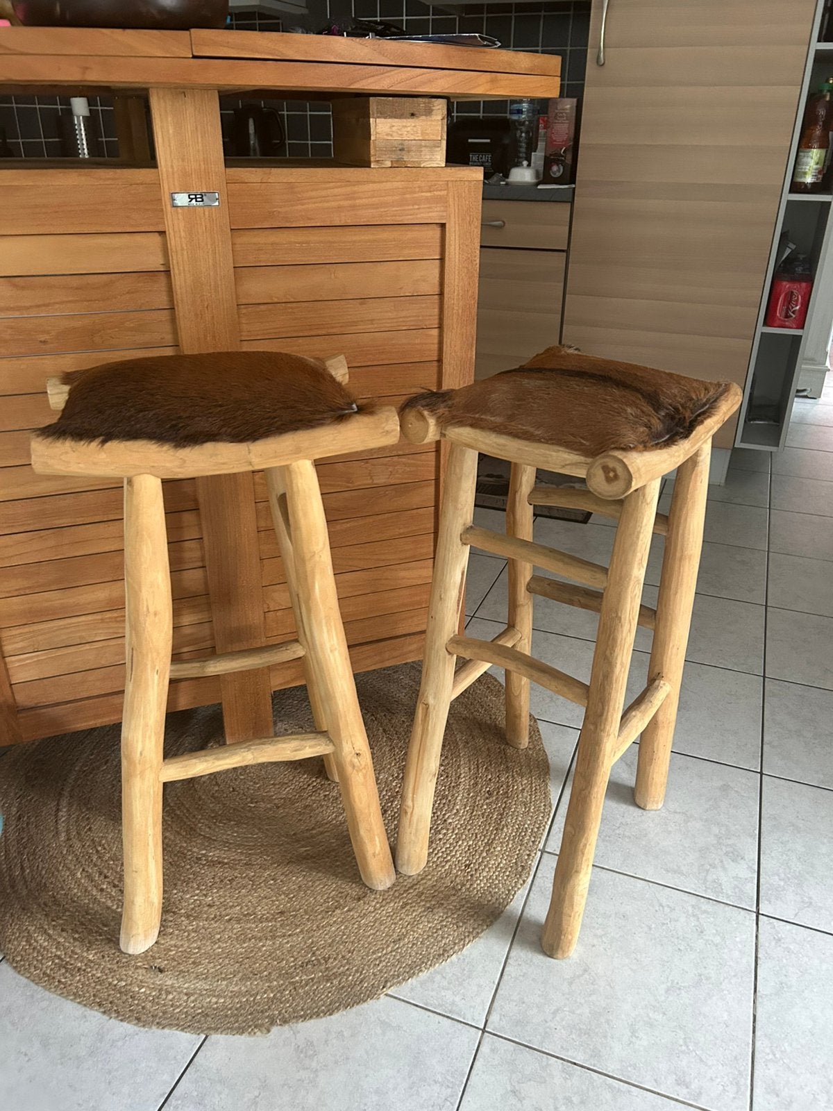 chaises de bar en peau et bois à vendre, Enlèvement, Comme neuf