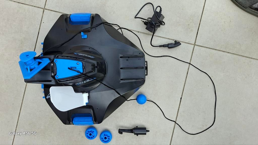 Zwembadrobot., Tuin en Terras, Ophalen of Verzenden