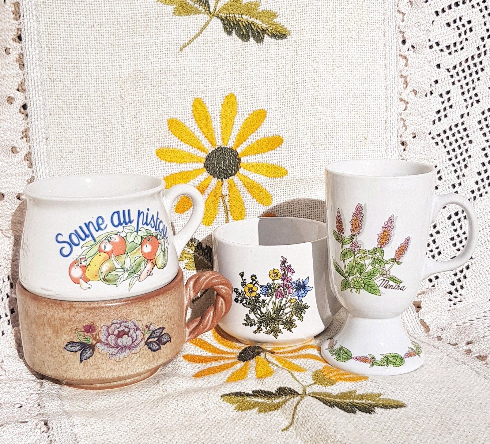 LOT 🌿 vintage schalen en mokken met bloemen 🌿, Ophalen of Verzenden