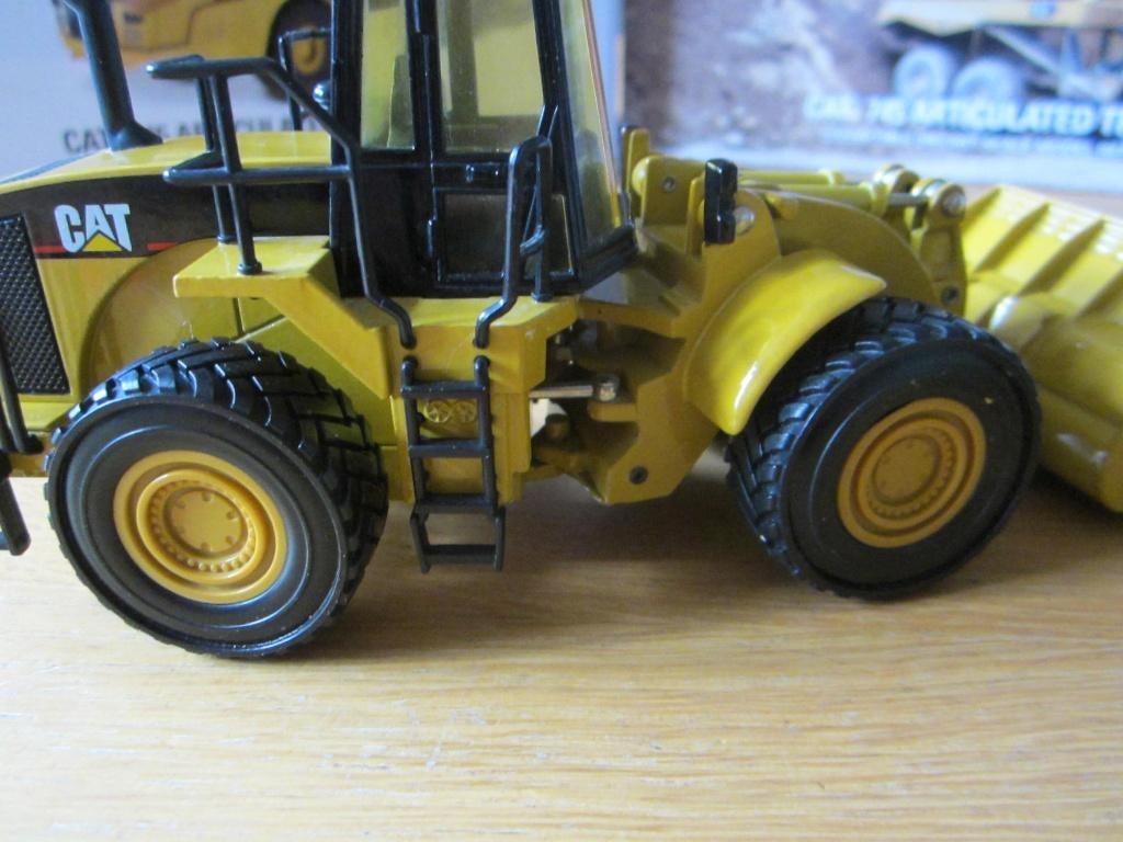 CAT 980 G, Enlèvement ou Envoi, Comme neuf