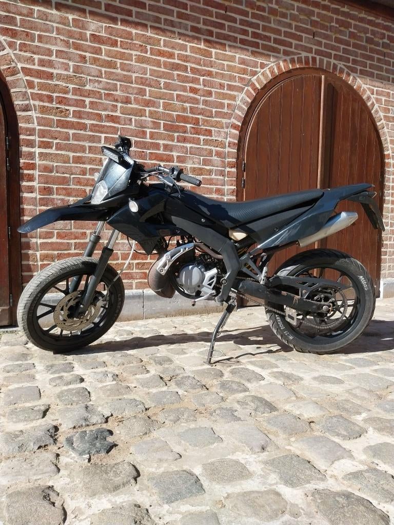 Derbi senda xtreme 50cc, Fietsen en Brommers, Brommers | Derbi, Ophalen, 6 versnellingen, Gebruikt, Klasse B (45 km/u)