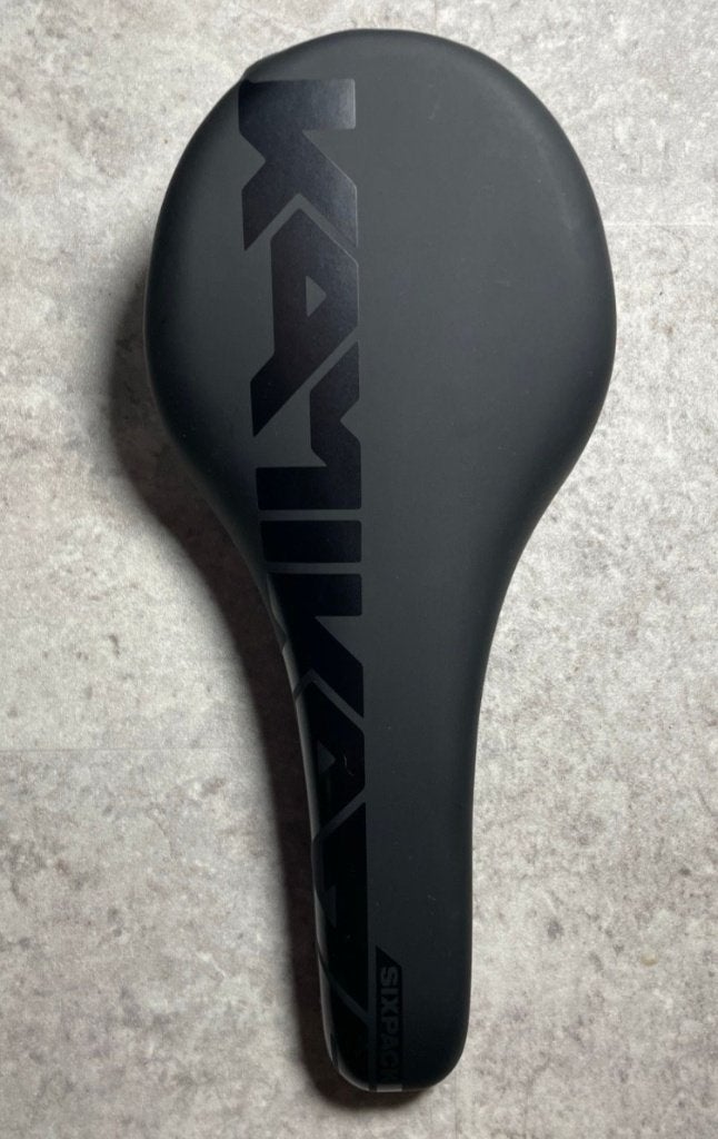 Selle de vélo VTT Kamikaze Six Pack noire, Enlèvement, Comme neuf, Selle, Kamikaze