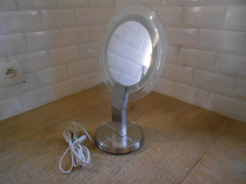Miroir Babyliss -contour en verre - pied en métal brossé., Enlèvement ou Envoi