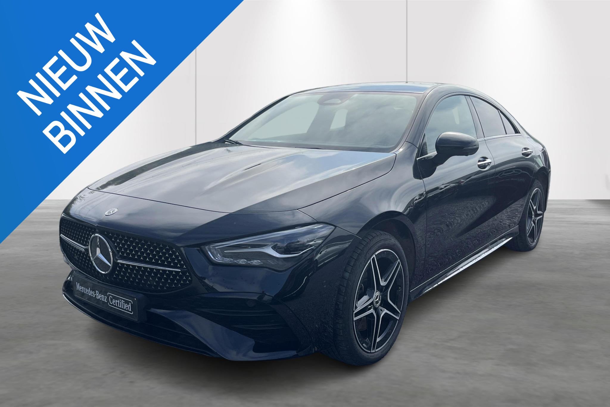 Mercedes-Benz CLA 250e AMG-Line AMG-Line, Auto's, Stof, Gebruikt, 4 cilinders, Zwart