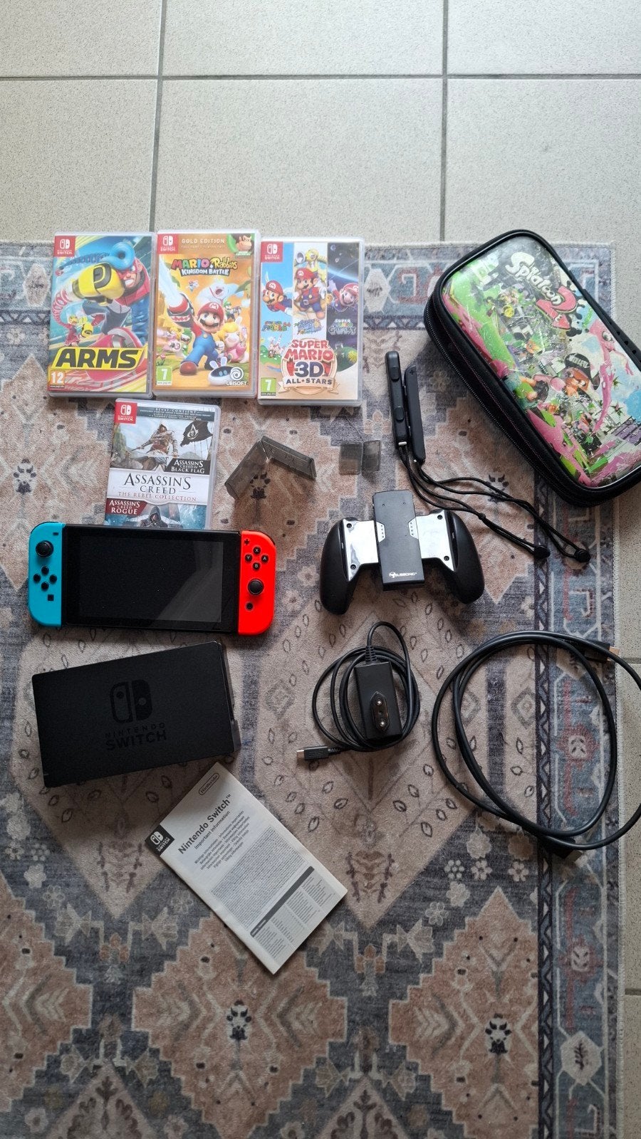 Nintendo switch blue and red., Ophalen
