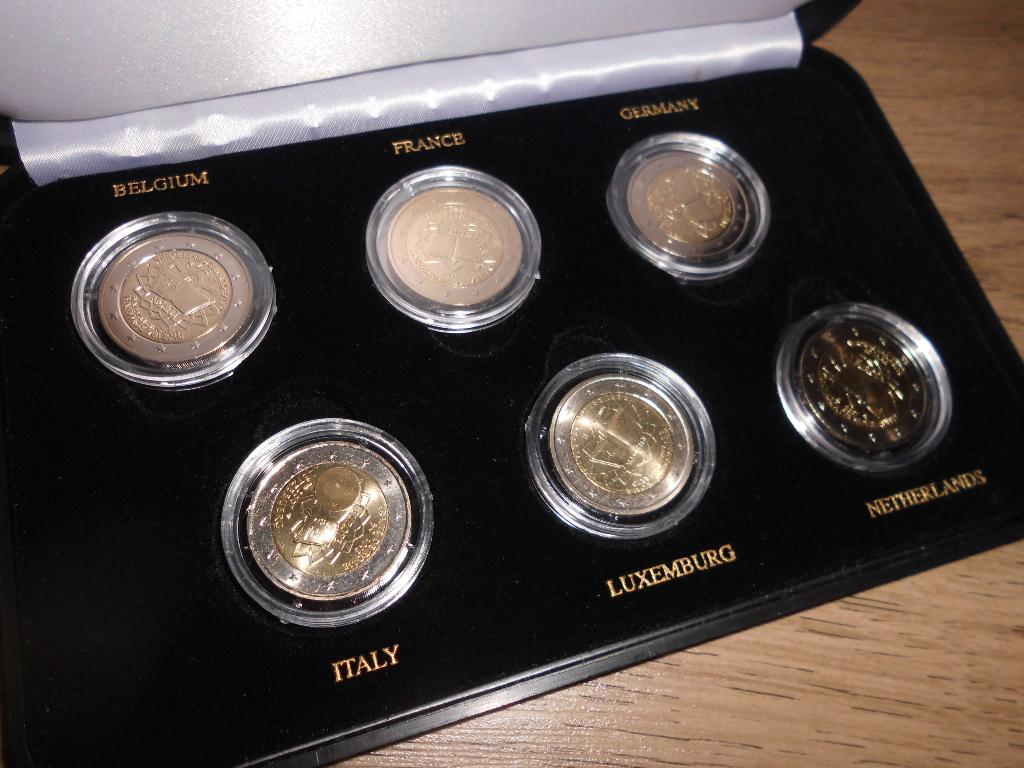 coffret 6 pieces de 2 euros - 2007 traite de rome 50 ans, Enlèvement ou Envoi, 2 euros