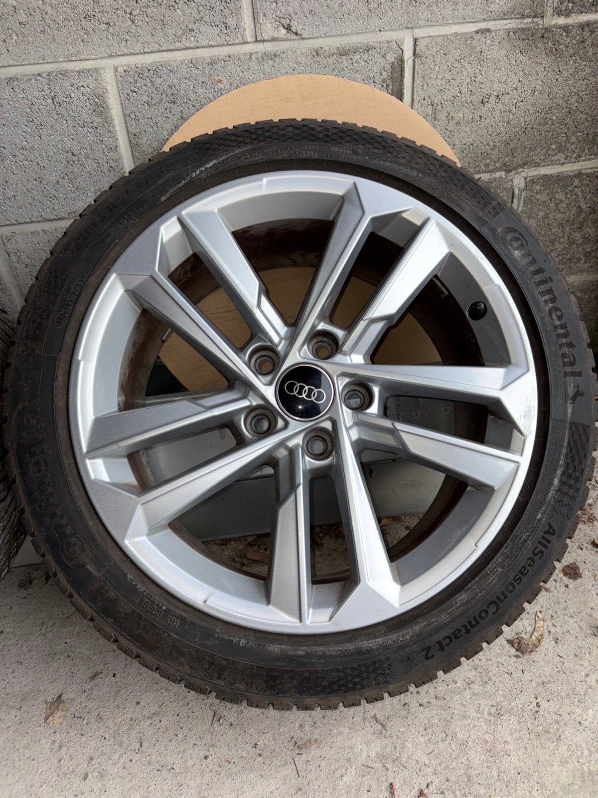 Jantes Audi originales 17’ + pneus CONTINENTAL, Ophalen, 17 inch, Band(en)