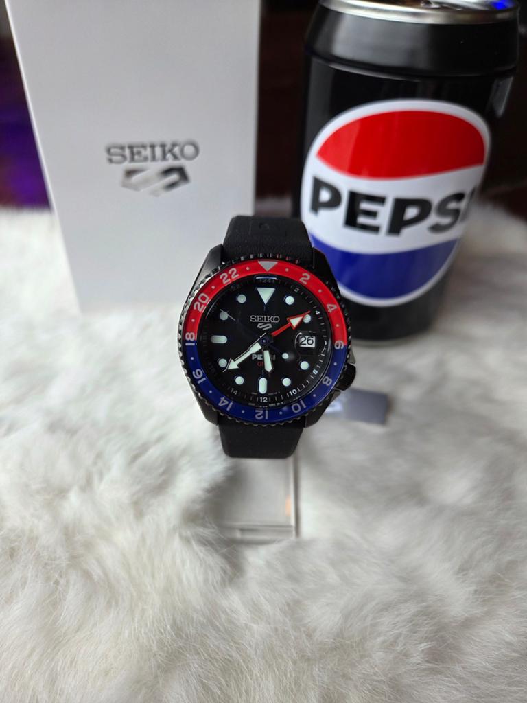 Seiko 5 Sports x Pepsi SSK047K1 Limited Edition, Seiko, Staal, Polshorloge, Nieuw