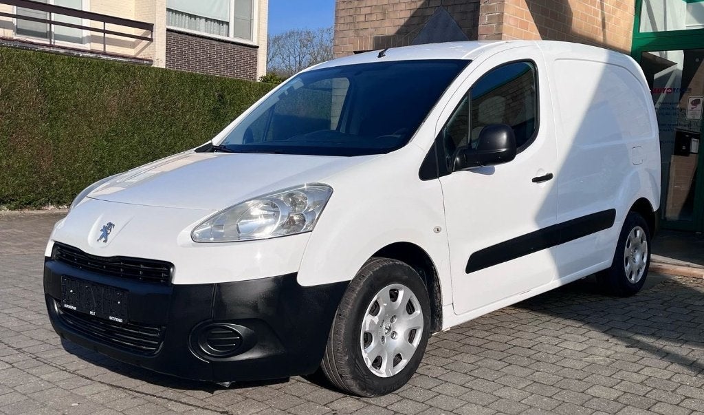 Peugeot Partner * 1J GARANTIE * €6983 VOOR ZELFSTANDIGEN, Auto's, Bestelwagens en Lichte vracht, Euro 5, Elektrische ramen, Wit