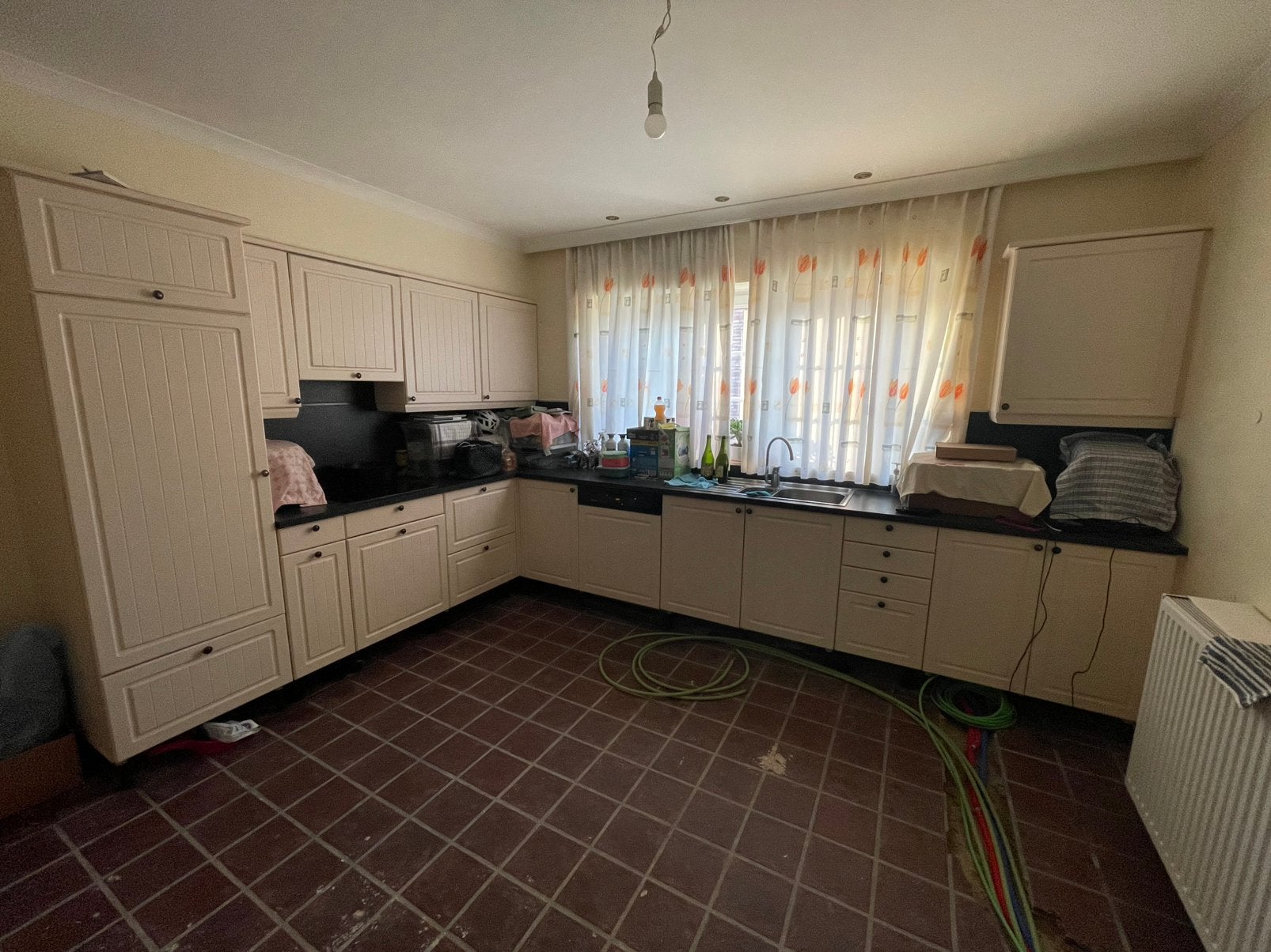 Complete landelijke keuken moet Dringend weg!, Ophalen, Gebruikt, Crème, Hoekkeuken