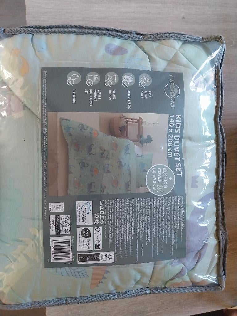 Kinderbedset + kussensloop, Huis en Inrichting, Slaapkamer | Beddengoed, Ophalen, Nieuw, Deken of Dekbed, Overige kleuren