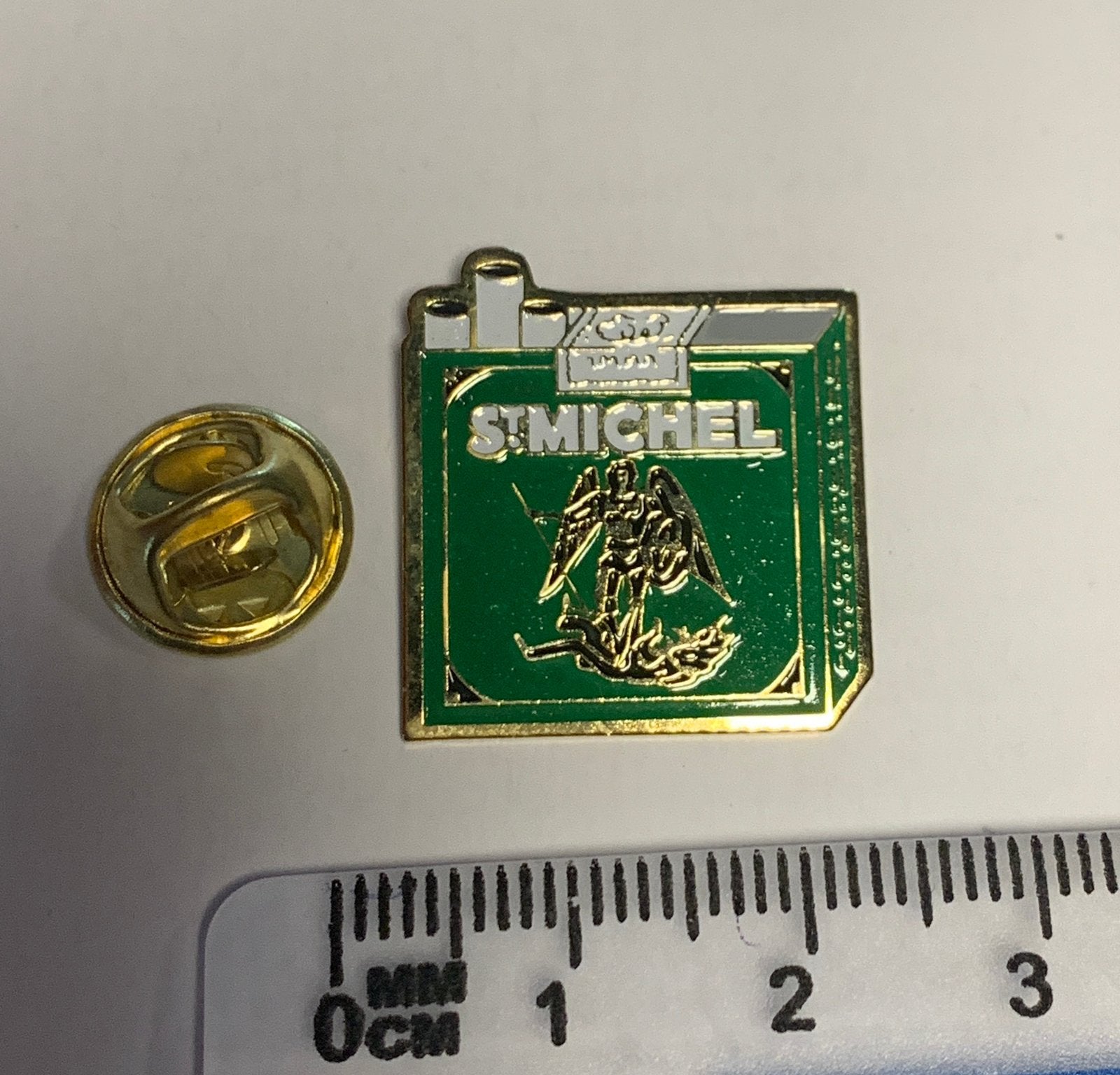 Pin’s Publicitaire St Michel rare Vintage, Collections, Enlèvement ou Envoi, Comme neuf