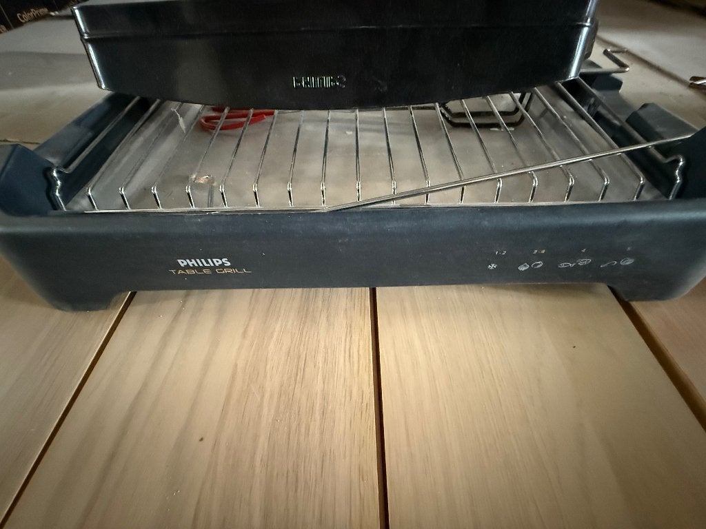 Tafelgrill philips 12 euro nieuwstaat, Elektronische apparatuur, Grillplaten, Ophalen of Verzenden, Tafelgrill