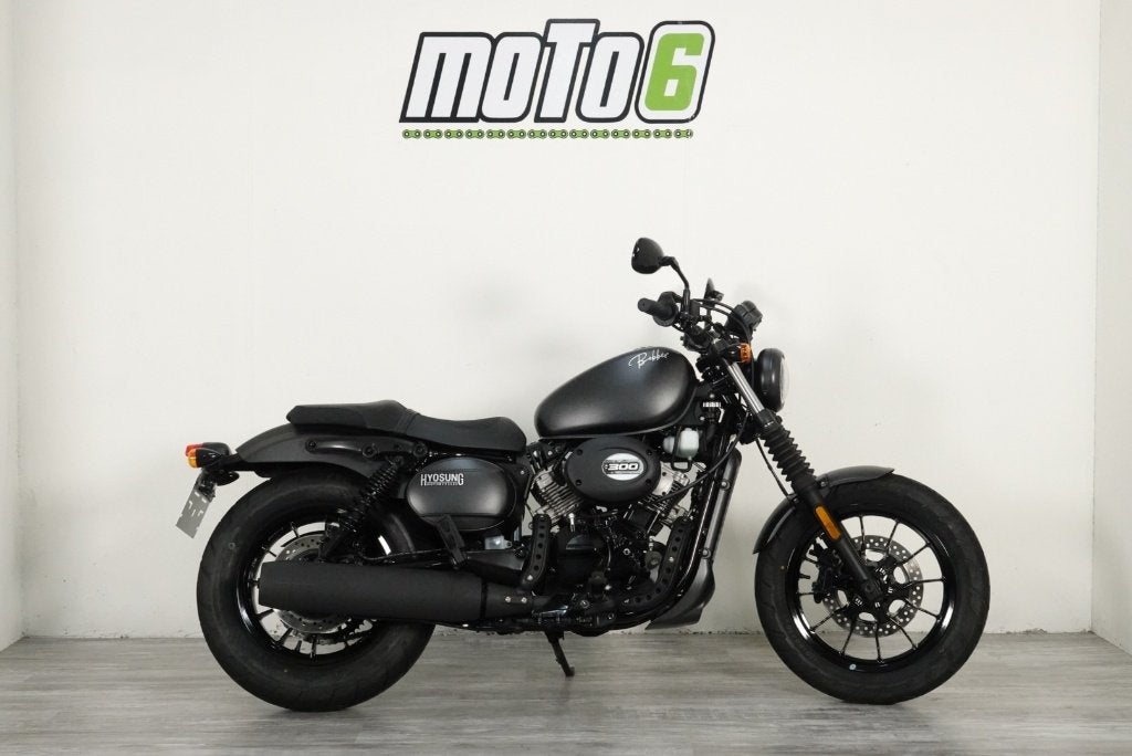 Hyosung GV 300 S, 2 cilinders, Chopper, Bedrijf, 11 kW of minder