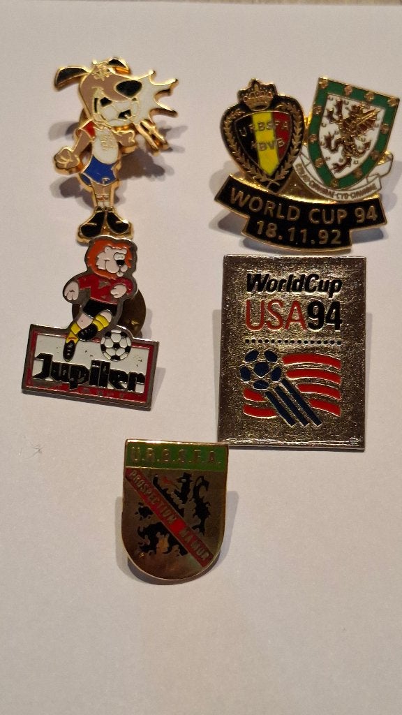 Pin's, Enlèvement ou Envoi, Neuf, Sport, Insigne ou Pin's