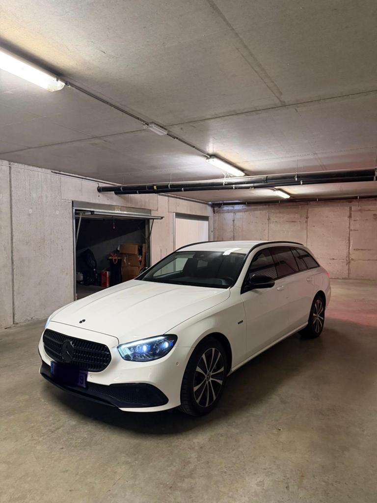 Mercedes nieuwe model full opties, Autos, Mercedes-Benz, Particulier, Classe E, Hybride Électrique/Diesel, Enlèvement