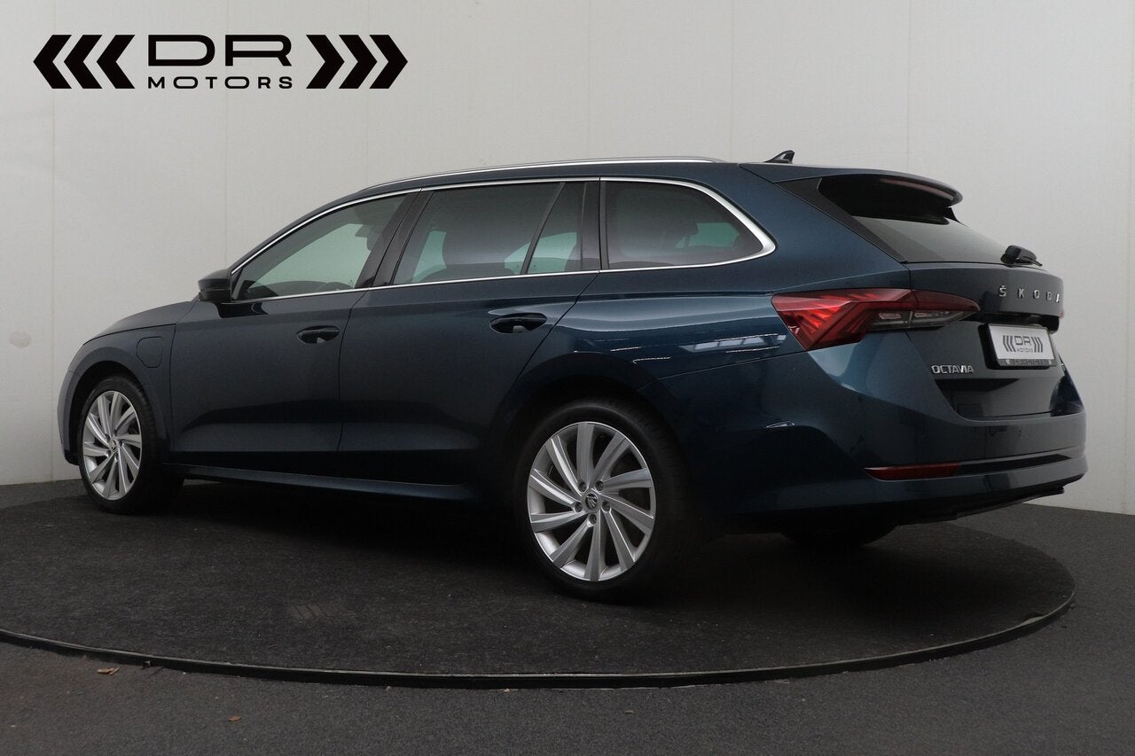 Skoda Octavia COMBI 1.4 TSI -  CARPLAY, Auto's, 5 deurs, Hybride Elektrisch/Benzine, 0 km, 151 kW