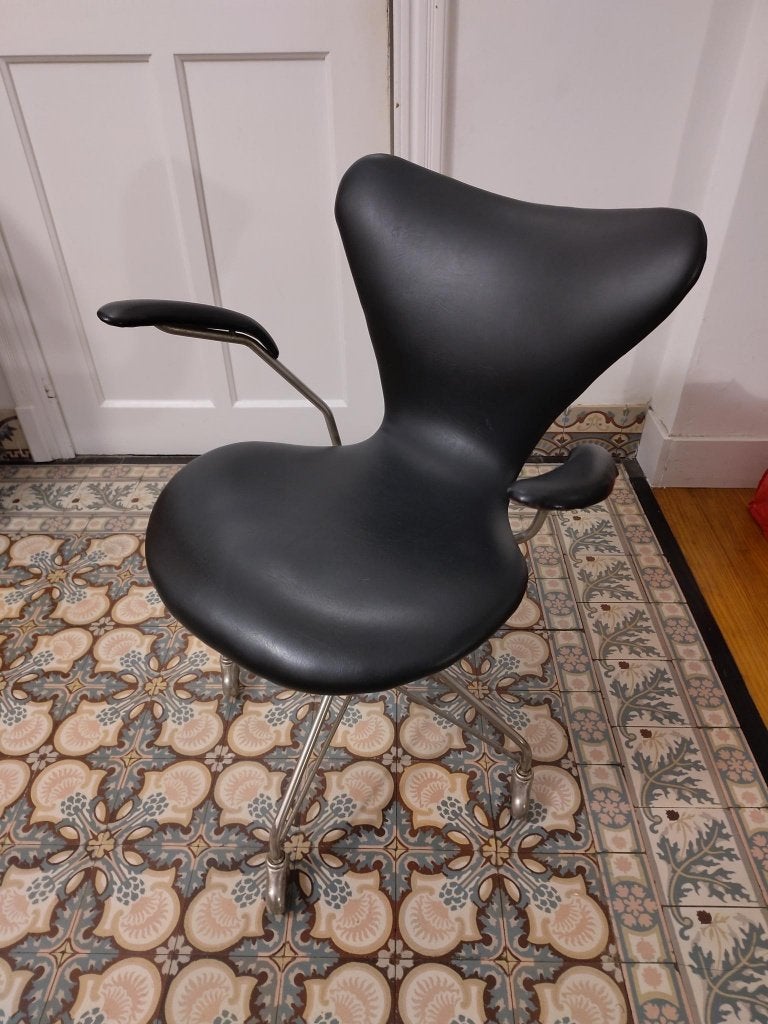 Arne jacobsen Fauteuil serie 7 cuir, Maison & Meubles, Enlèvement, Utilisé, Bois, Scandinave